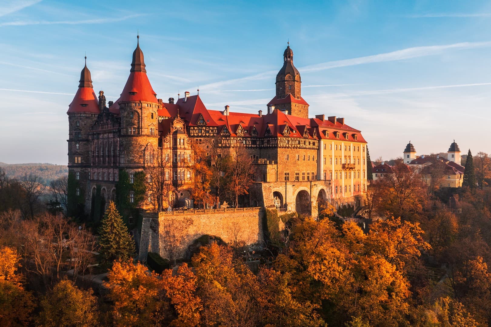 zdjęcia-z-drona-Książ