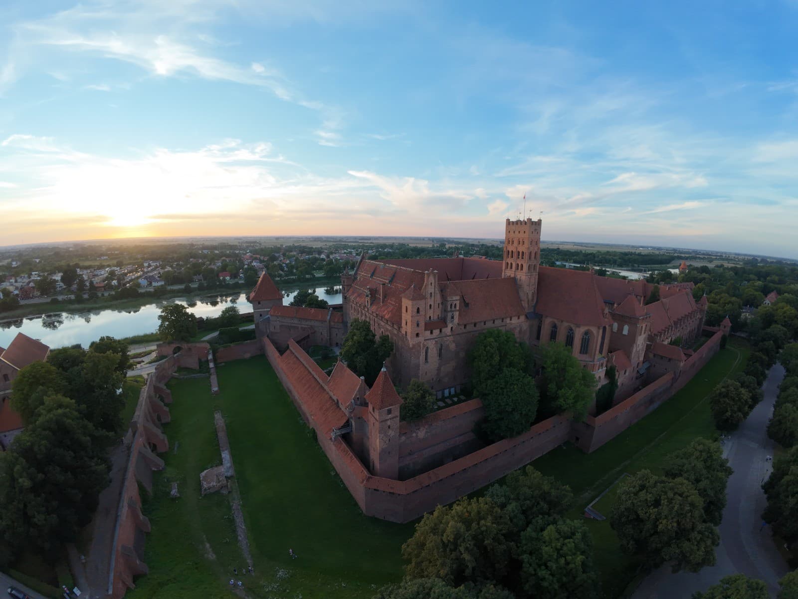 Drone photo from a portfolio on LetsFly. By: Mariusz Mitros Visuals.