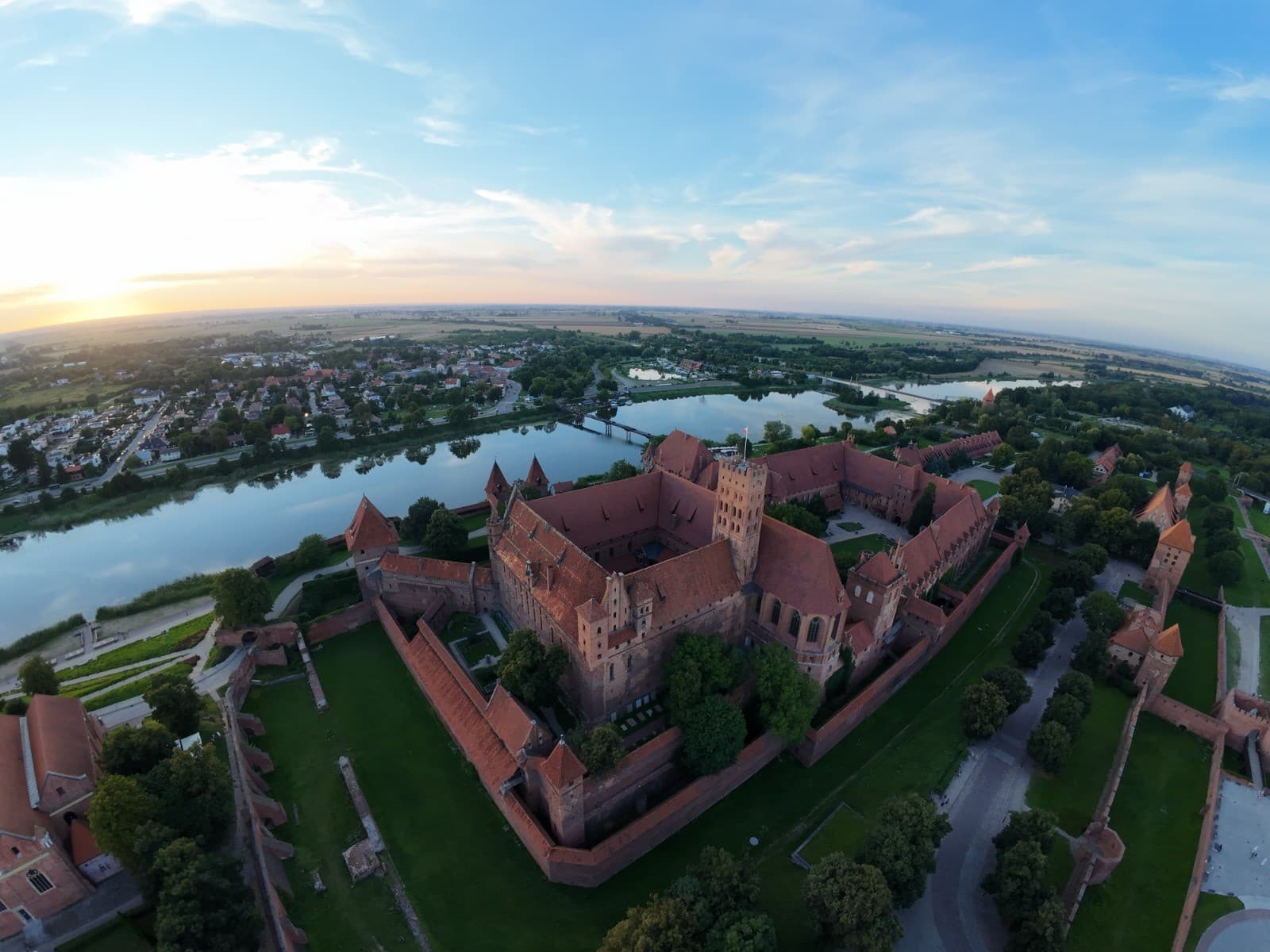 Drone photo from a portfolio on LetsFly. By: Mariusz Mitros Visuals.